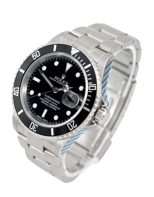 Rolex Submariner 16610 Image 2